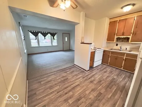 1120 Bomar Lane Greenwood IN 46142