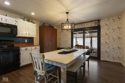 595 Lasher Drive Seymour IN 47274