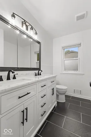 1532 Weslow Court Anderson IN 46011