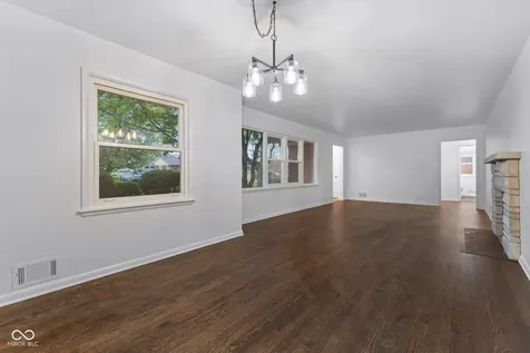 1532 Weslow Court Anderson IN 46011