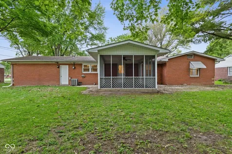 1532 Weslow Court Anderson IN 46011