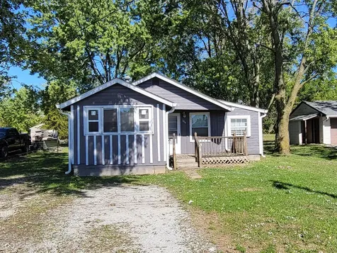 1014 E 7th Street Greenfield IN 46140