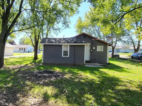 1014 E 7th Street Greenfield IN 46140