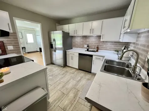 5860 Aho Drive Avon IN 46123