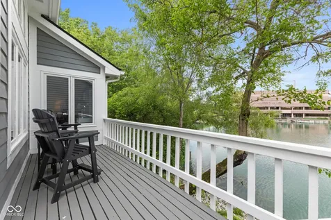 8103 Clearwater Parkway Indianapolis IN 46240