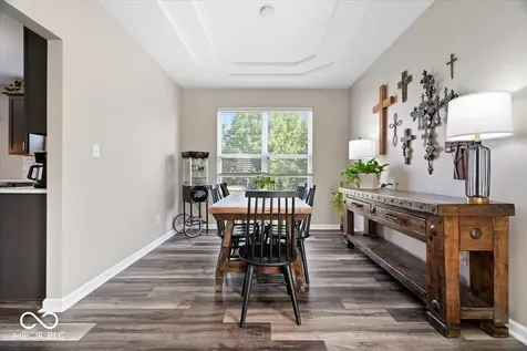 5830 W Glenview Drive Mccordsville IN 46055