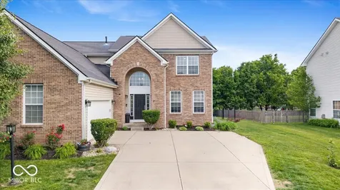 5830 W Glenview Drive Mccordsville IN 46055