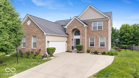 5830 W Glenview Drive Mccordsville IN 46055