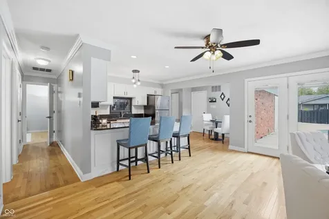 3035 Earl Drive Indianapolis IN 46227