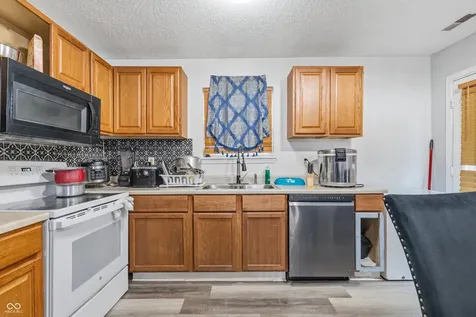 6516 Hazelhatch Drive Indianapolis IN 46268