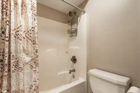 1404 N Claridge Way Carmel IN 46032