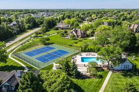 1404 N Claridge Way Carmel IN 46032