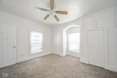 1433 W 5th Street Anderson IN 46016