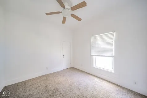 1433 W 5th Street Anderson IN 46016