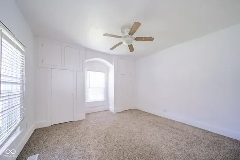 1433 W 5th Street Anderson IN 46016