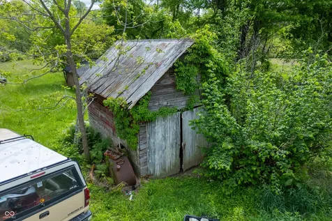 4233 State Road 45 Nashville IN 47448