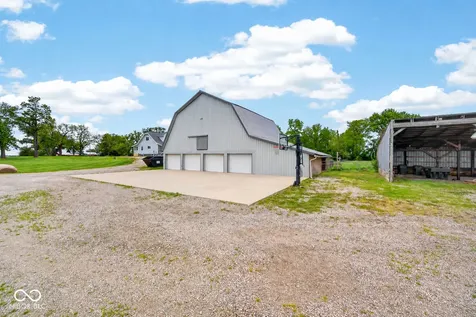 4665 S Mauxferry Road Franklin IN 46131