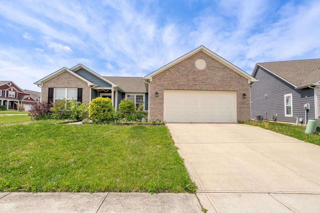 5250 Hearst Lane Indianapolis IN 46239