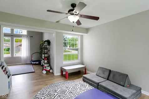 7826 Winding Creek Drive Indianapolis IN 46236