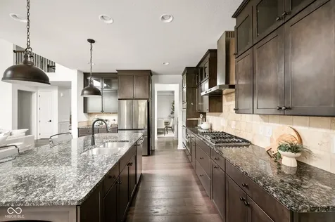 3807 Sugar Pine Lane Zionsville IN 46077