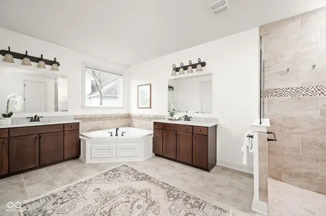 3807 Sugar Pine Lane Zionsville IN 46077