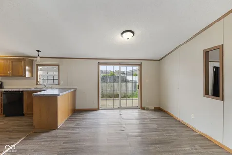 4687 Breckenridge Drive Columbus IN 47203