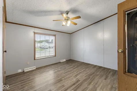 4687 Breckenridge Drive Columbus IN 47203
