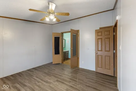 4687 Breckenridge Drive Columbus IN 47203
