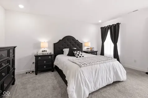4724 White Willow Way New Palestine IN 46163