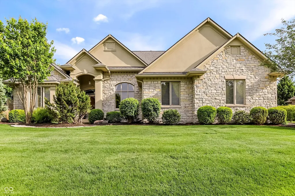 14739 Raymond Lane Carmel IN 46032