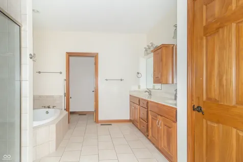 1336 Penny Lane Greenfield IN 46140