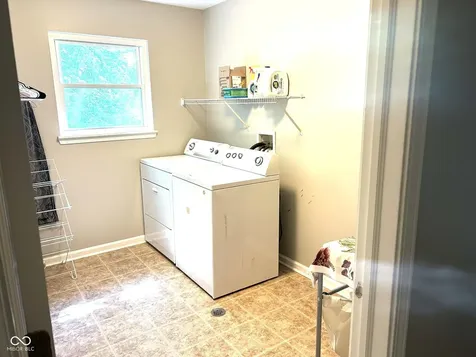 10058 Three Star Court Avon IN 46123