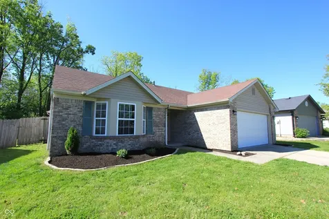 7711 Cherrybark Drive Indianapolis IN 46236