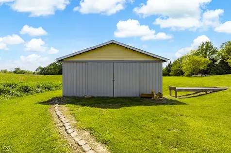 14905 E 300 S Elizabethtown IN 47232