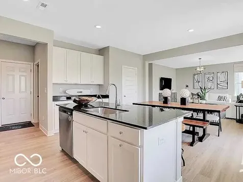 1151 Beverly Place Greenwood IN 46143