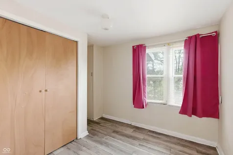 226 S 6th Avenue Beech Grove IN 46107