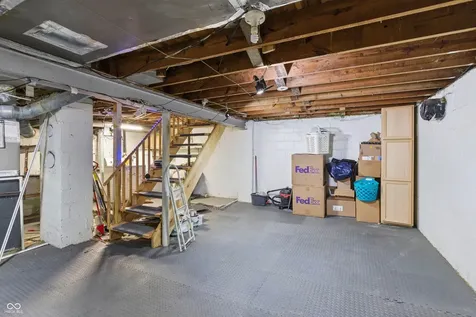 226 S 6th Avenue Beech Grove IN 46107