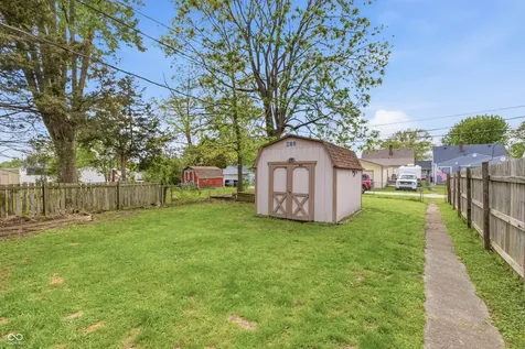 226 S 6th Avenue Beech Grove IN 46107