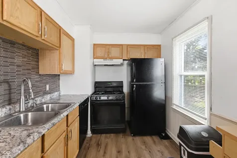226 S 6th Avenue Beech Grove IN 46107