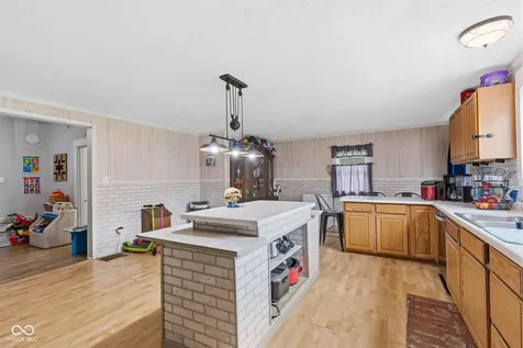 5420 E North Street Butlerville IN 47223