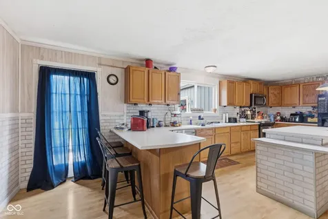 5420 E North Street Butlerville IN 47223