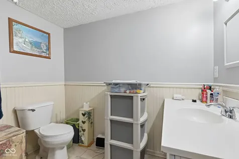 5420 E North Street Butlerville IN 47223