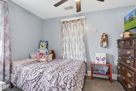 5420 E North Street Butlerville IN 47223