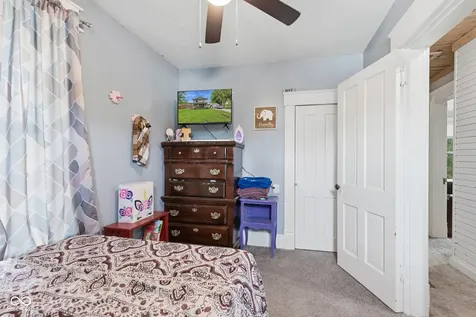 5420 E North Street Butlerville IN 47223
