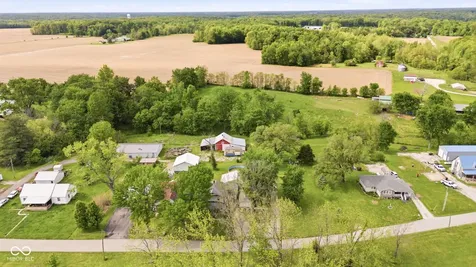 5420 E North Street Butlerville IN 47223