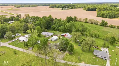 5420 E North Street Butlerville IN 47223