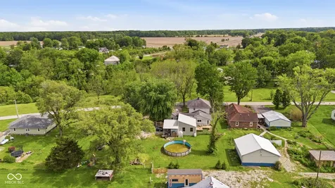 5420 E North Street Butlerville IN 47223