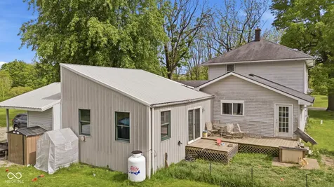5420 E North Street Butlerville IN 47223