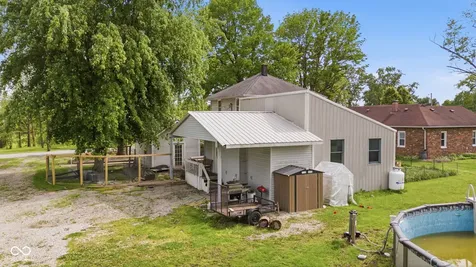 5420 E North Street Butlerville IN 47223