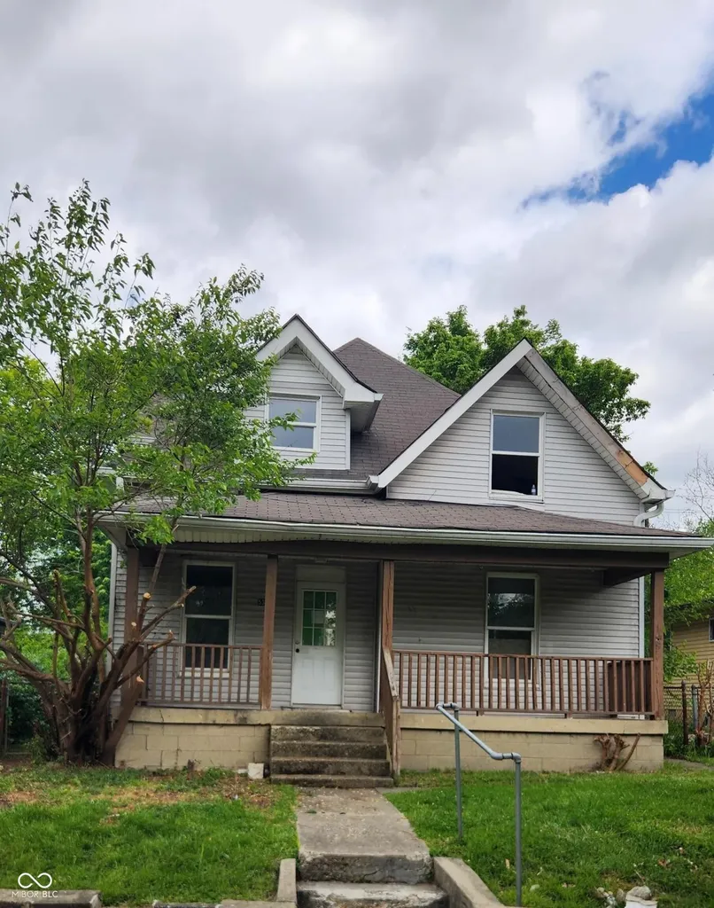 5320 E Burgess Avenue Indianapolis IN 46219